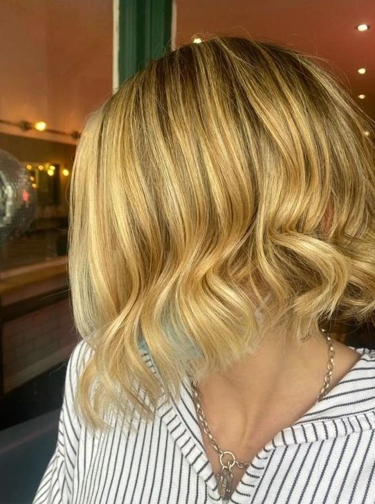 Golden blonde wavy bob